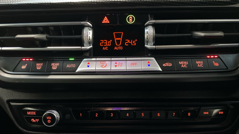 BMW 1 Series 118i Sport 5dr Step Auto Petrol Hatchback